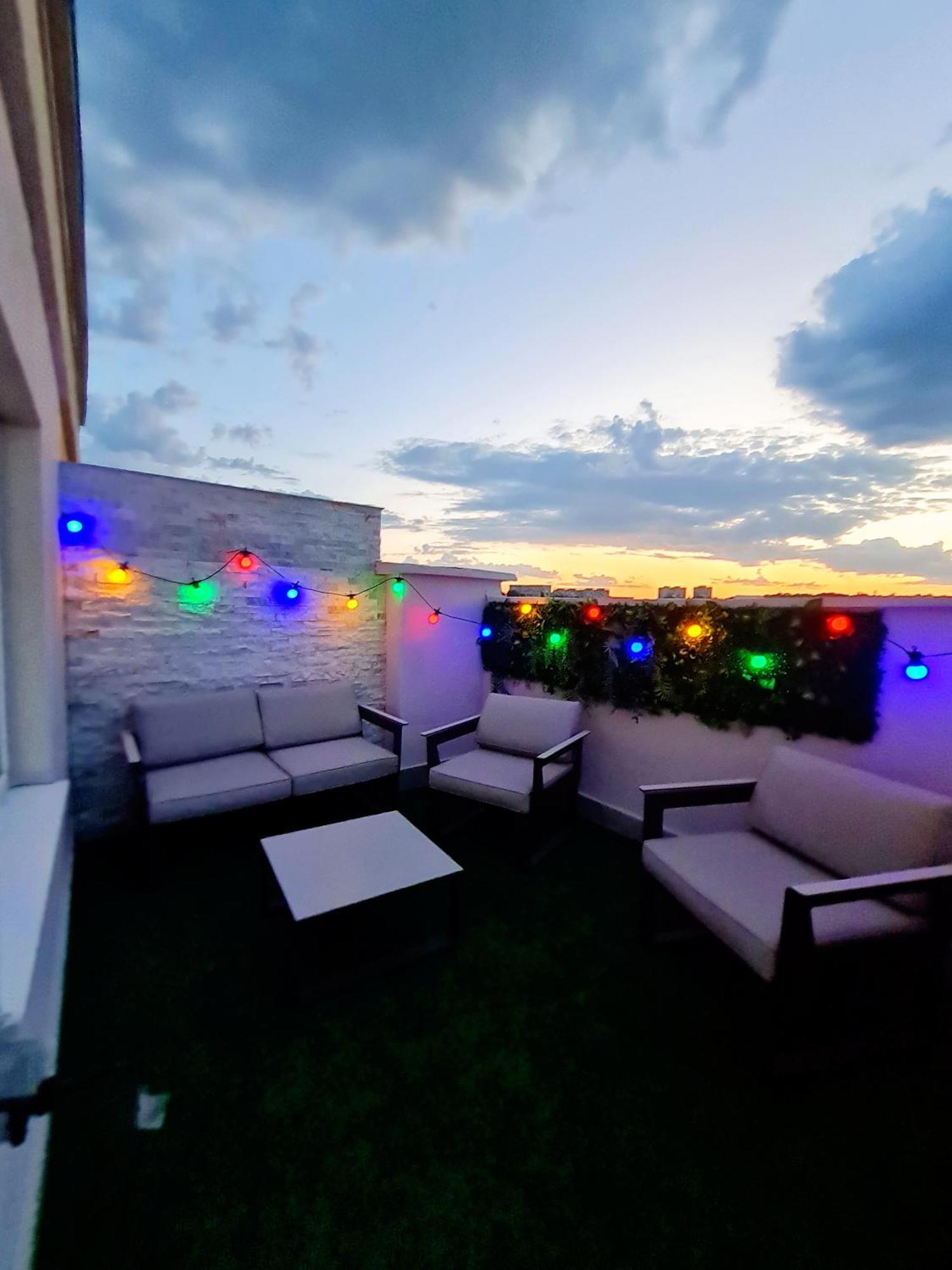 Apartamento Penthouse View Aeroport Iasi 2 Exterior foto